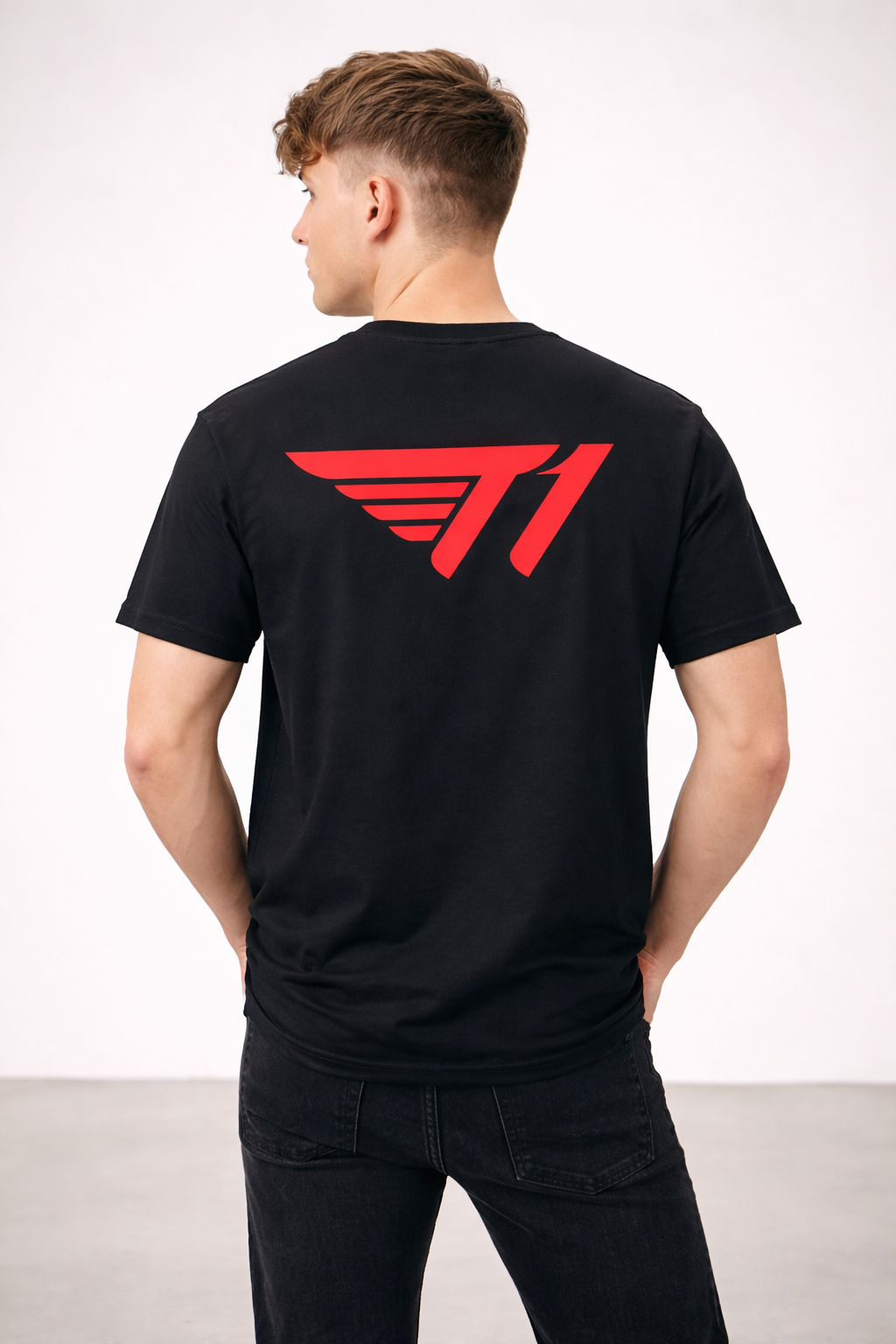 T1 Essential Back Print Logo T-Shirt